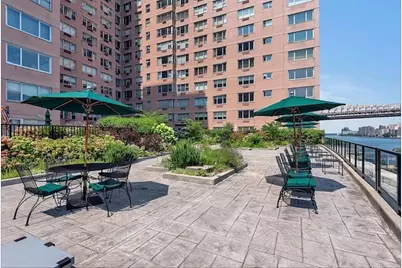 25 Sutton Place S #14A, New York City, NY 10022 - Photo 14