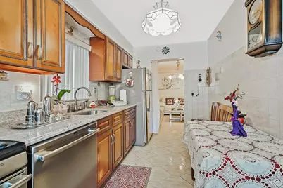 61-11 69th Place #1, New York City, NY 11379 - Photo 6