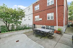 61-11 69th Pl, New York City, NY 11379 - Photo 8