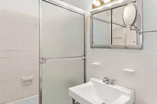 363 E 76th St, New York City, NY 10021 - Photo 8