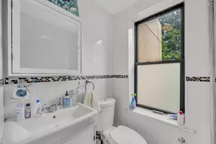 697 Jefferson Ave, New York City, NY 11221 - Photo 14