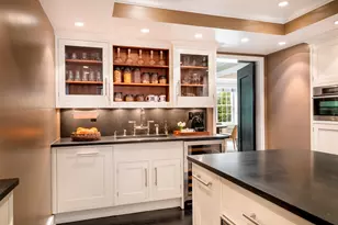 995 5th Ave, New York City, NY 10028 - Photo 6