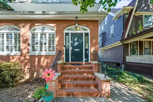 51 Dekoven Ct, New York City, NY 11230 - Photo 2