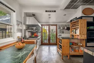 51 Dekoven Ct, New York City, NY 11230 - Photo 8