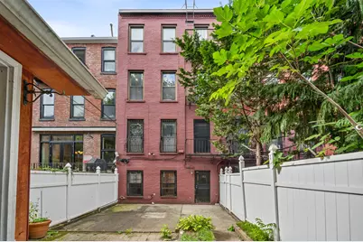 517 Clinton Street, New York City, NY 11231 - Photo 32