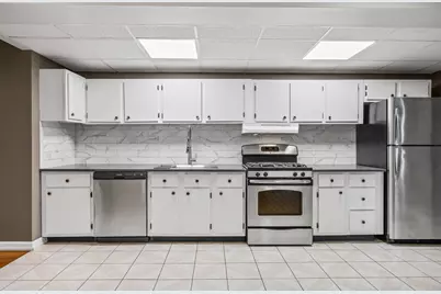 517 Clinton Street, New York City, NY 11231 - Photo 24