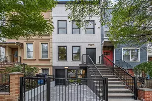 300 18th St, New York City, NY 11215 - Photo 22