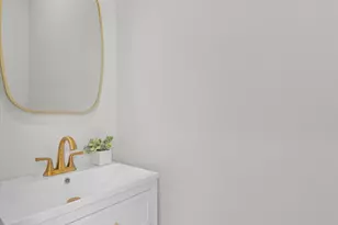 300 18th St, New York City, NY 11215 - Photo 6