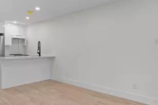 300 18th St, New York City, NY 11215 - Photo 18