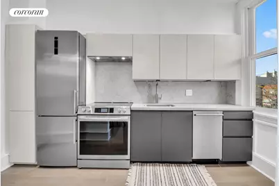 25-20 Newtown Avenue #2, Astoria, NY 11102 - Photo 4