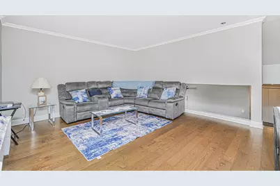 175 Zoe Street #1-P, New York City, NY 10305 - Photo 2