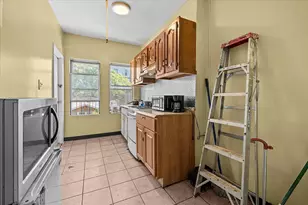 3022 Brighton 8th St, New York City, NY 11235 - Photo 4