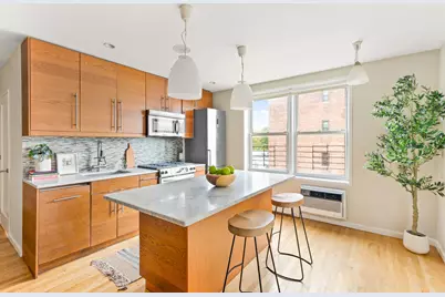 651 Vanderbilt Street #7K, New York City, NY 11218 - Photo 2