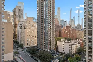 210 E 65th St, New York City, NY 10065 - Photo 8