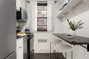 305 E 72nd St, New York City, NY 10021 - Photo 6