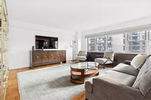 301 E 75th St, New York City, NY 10021 - Photo 4