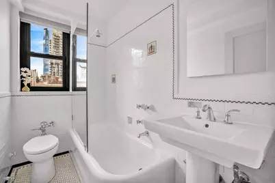 235 E 22nd Street #10C, New York City, NY 10010 - Photo 8