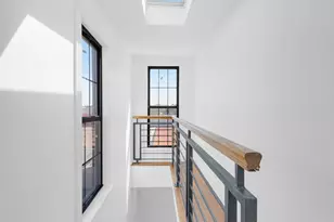 1085 Hancock St, New York City, NY 11221 - Photo 36