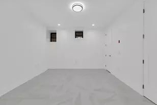 1085 Hancock St, New York City, NY 11221 - Photo 30