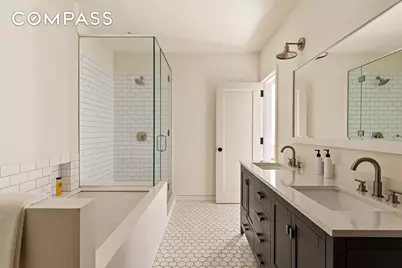 125 W 11th Street, New York City, NY 10011 - Photo 12