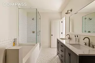 125 W 11th St, New York City, NY 10011 - Photo 12
