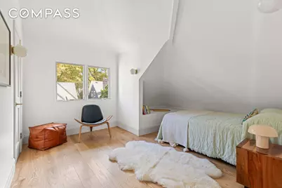 453 Stratford Road, New York City, NY 11218 - Photo 22