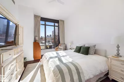 101 W 24th Street #6D, New York, NY 10011 - Photo 6