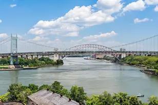 26-15 4th St, New York City, NY 11102 - Photo 1