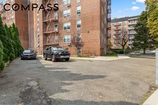 68-15 Selfridge St, New York City, NY 11375 - Photo 12