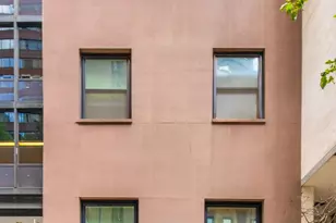 209 E 48th St, New York City, NY 10017 - Photo 12