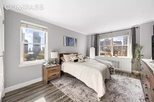 201 E 37th St, New York City, NY 10016 - Photo 2