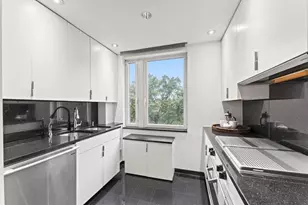 930 5th Ave, New York City, NY 10021 - Photo 4