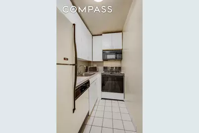 399 E 72nd Street #14D, New York City, NY 10021 - Photo 4