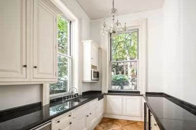 11 Gramercy Park S #TH, New York City, NY 10003 - Photo 12