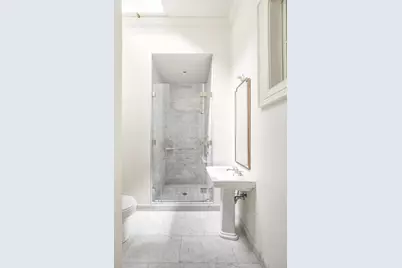 11 Gramercy Park S #TH, New York City, NY 10003 - Photo 20