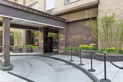 300 E 74th Street #30AB, New York City, NY 10021 - Photo 14