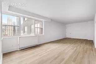 400 E 54th St, New York City, NY 10022 - Photo 2