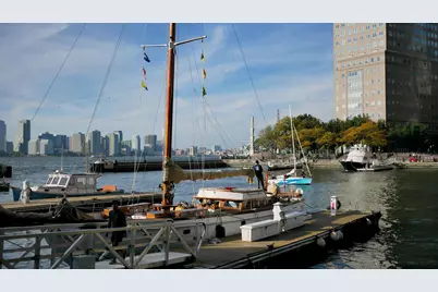 2 S End Avenue #8-F, New York City, NY 10280 - Photo 18