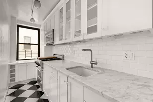 235 E 73rd St, New York City, NY 10021 - Photo 6
