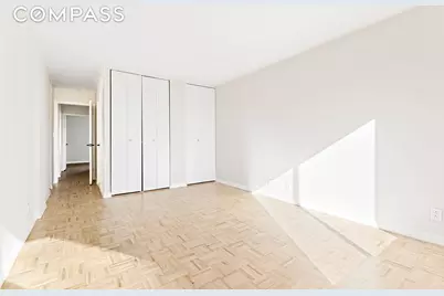 555 Main Street #1315, New York City, NY 10044 - Photo 8