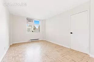 555 Main St, New York City, NY 10044 - Photo 6
