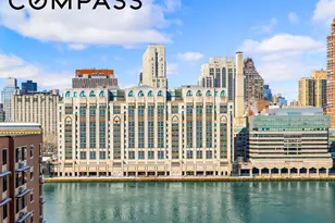 555 Main St, New York City, NY 10044 - Photo 12