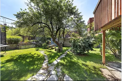 104 King Street, New York City, NY 11231 - Photo 22