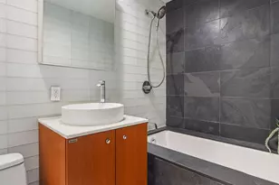 425 E 13th St, New York City, NY 10009 - Photo 22