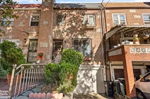 75-27 Furmanville Ave, New York City, NY 11379 - Photo 18