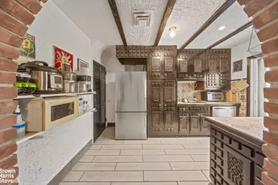 75-27 Furmanville Avenue, New York City, NY 11379 - Photo 6