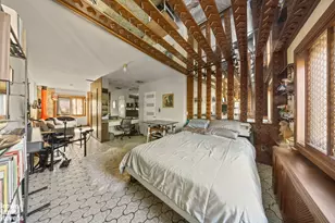 75-27 Furmanville Ave, New York City, NY 11379 - Photo 10