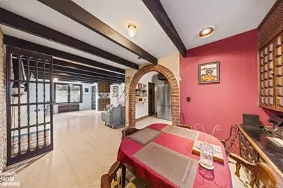 75-27 Furmanville Avenue, New York City, NY 11379 - Photo 4