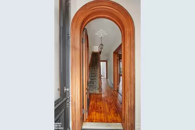 397 Bergen Street, New York City, NY 11217 - Photo 2