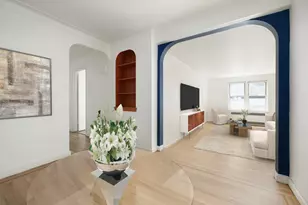 305 W 52nd St, New York City, NY 10019 - Photo 1